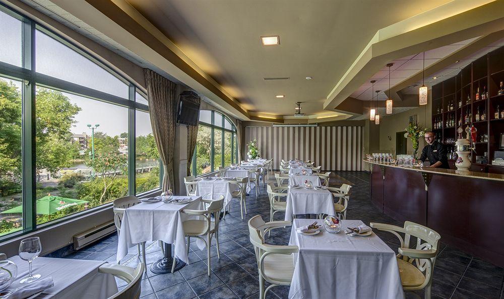 Hotel Chateau Жольет Экстерьер фото